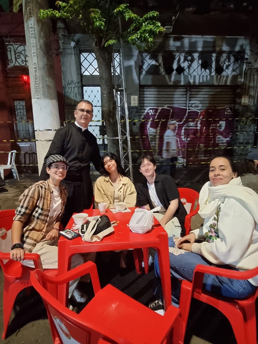Comunidade na festa da paróquia
